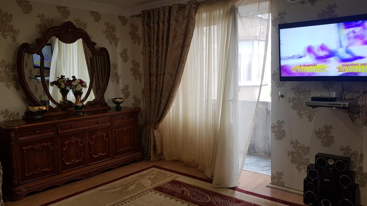 Люкс Апартаменты Центр Sukhumi Exterior photo