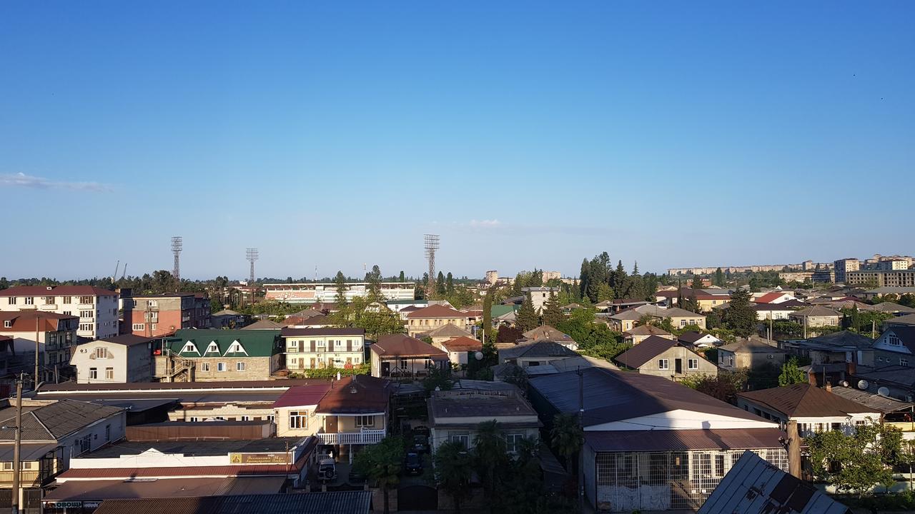 Люкс Апартаменты Центр Sukhumi Exterior photo